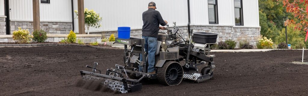 Force Z-23 for Landscaping working with dark soil