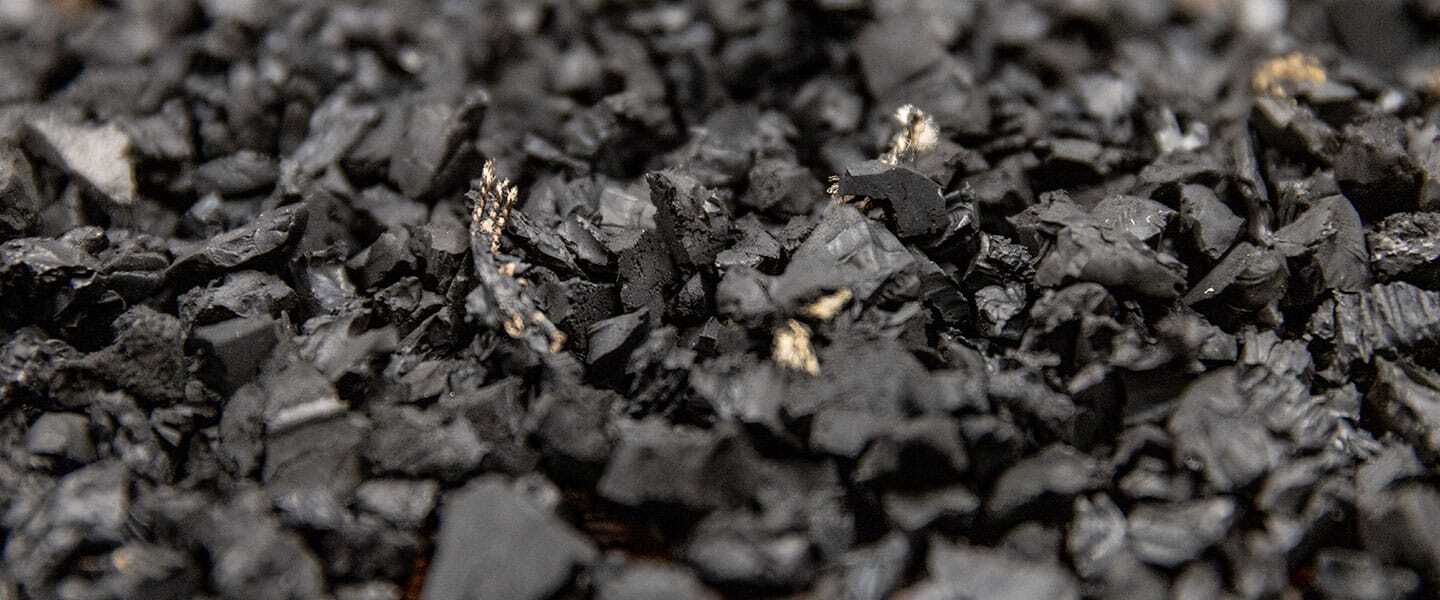 Equine arena rubber for synthetic footing mix