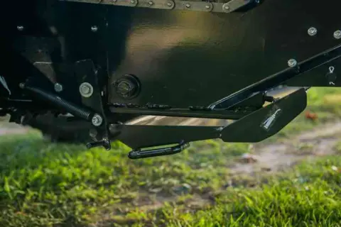 Ground Driven Manure Spreaders, 25, 50, & 65 cu ft – Compact Manure Spreaders Fines Pan